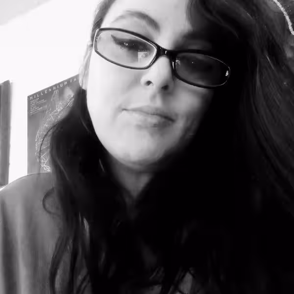 Escort Dahlia in Peoria, AZ