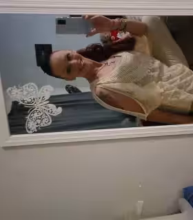 Escort Tink in Peoria, IL