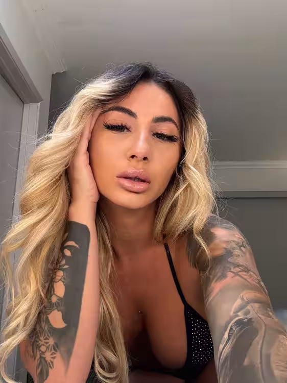 Escort Ava Devon in Phoenix, AZ