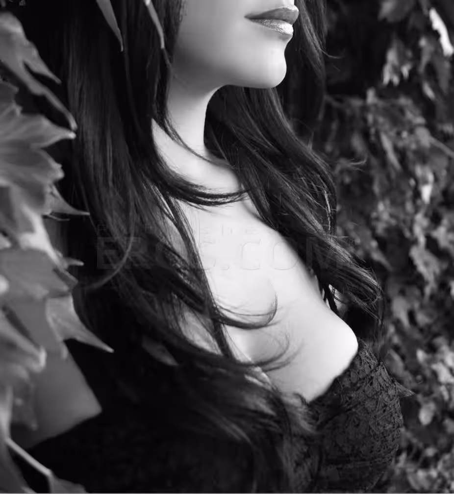 Escort Demi Marie / Della Reid in Phoenix, AZ