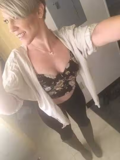 Escort/Massage Linz / Lindsey in Phoenix, AZ