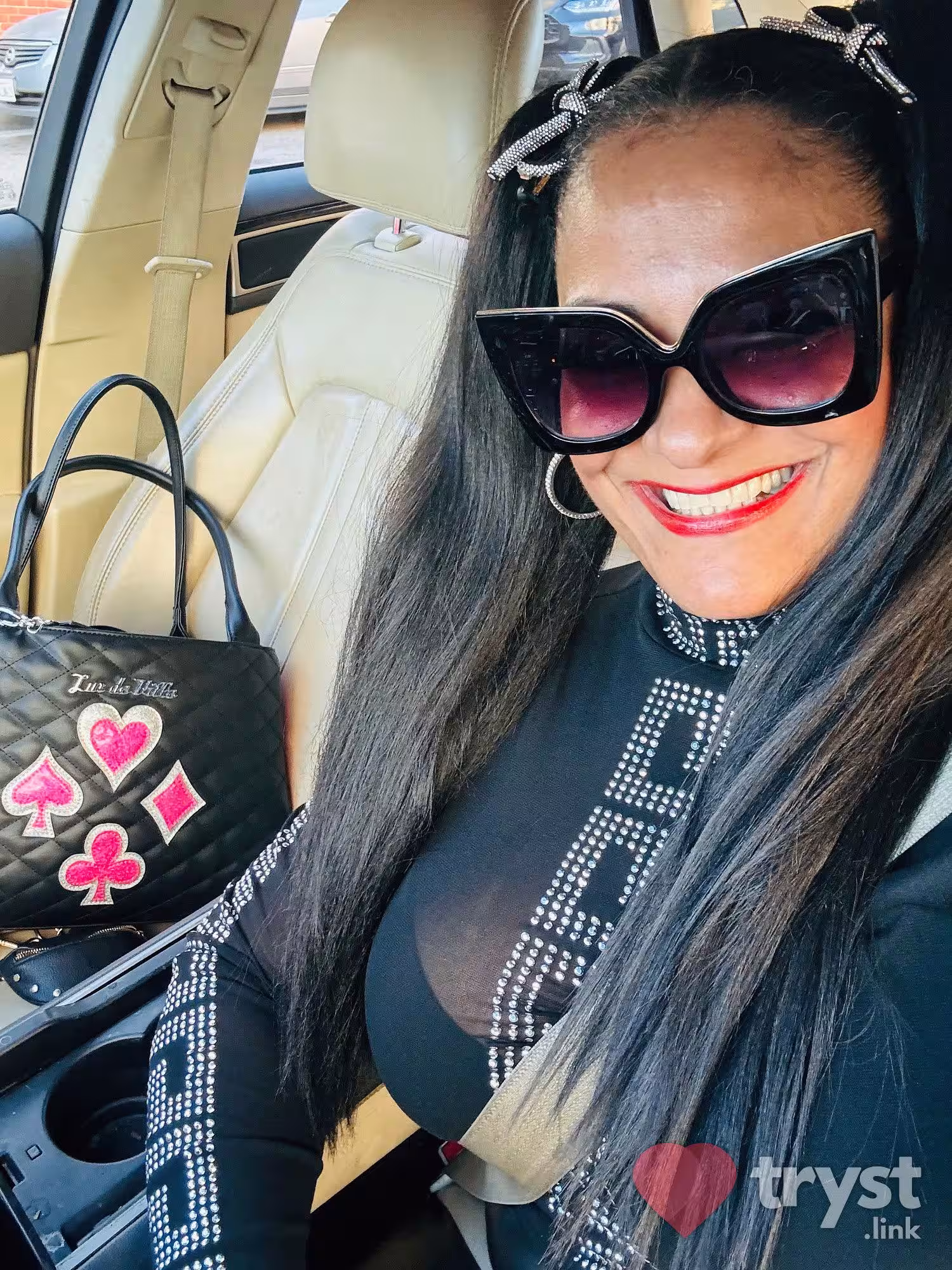 Escort/S&M Bruna Hills in Phoenix, AZ