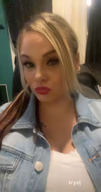 Escort LisaJ69 in Pittsburgh, PA
