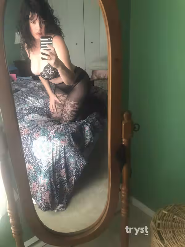 Massage Elegant Shannon in Pittsburgh, PA