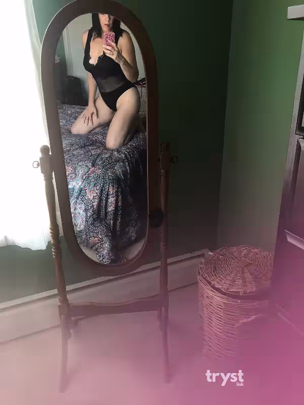 Massage Elegant Shannon in Pittsburgh, PA