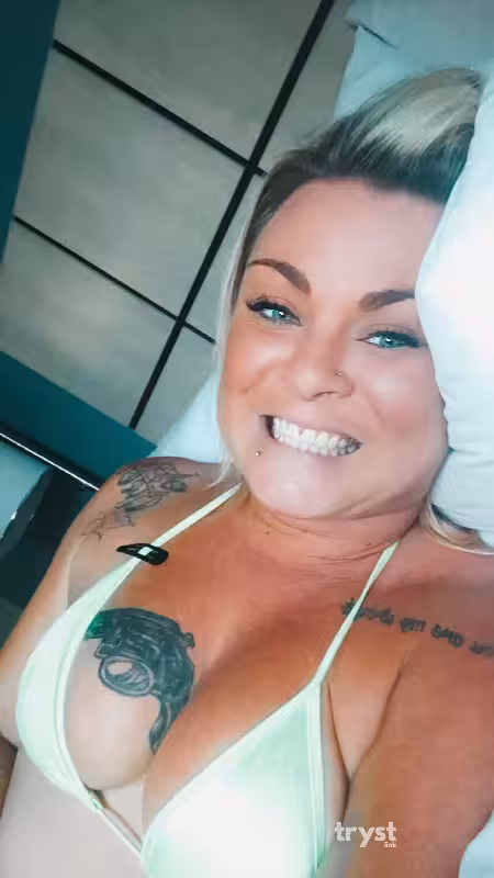 Escort Jewels in Port Saint Lucie, FL