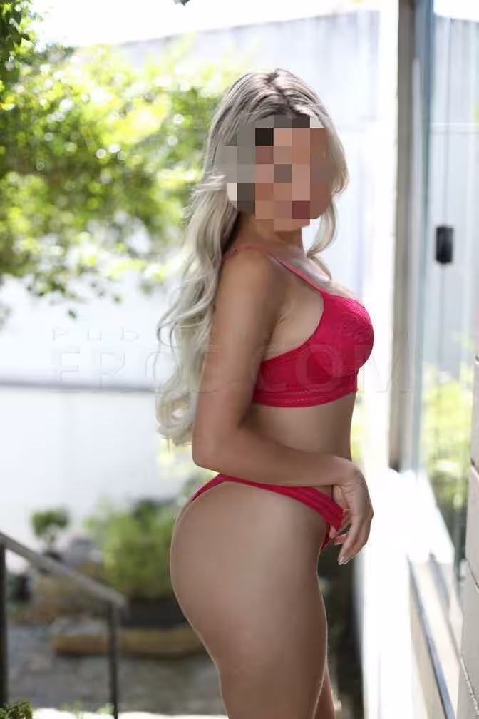 Escort Karina in Providence, RI