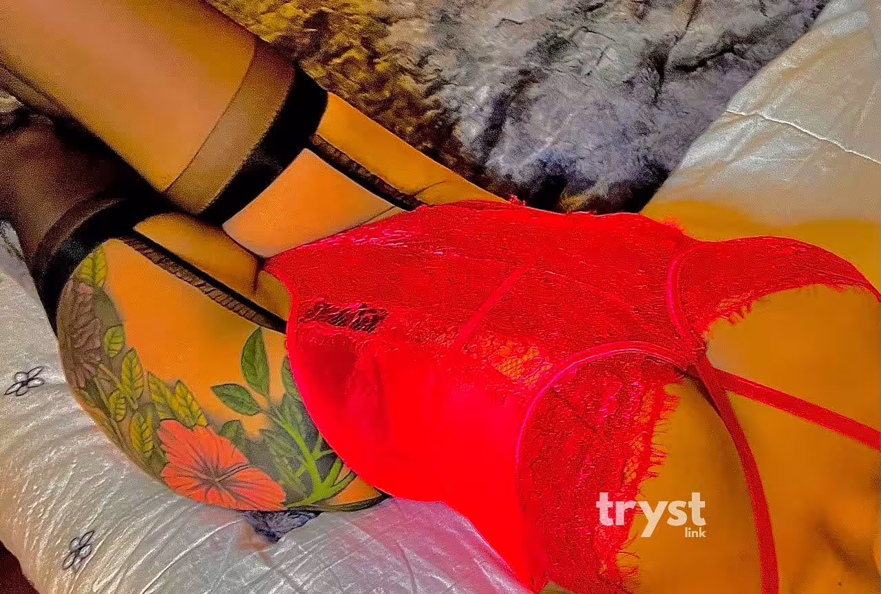 Escort/Massage/S&M Chrissy / Kayleigh Mae in Raleigh, NC