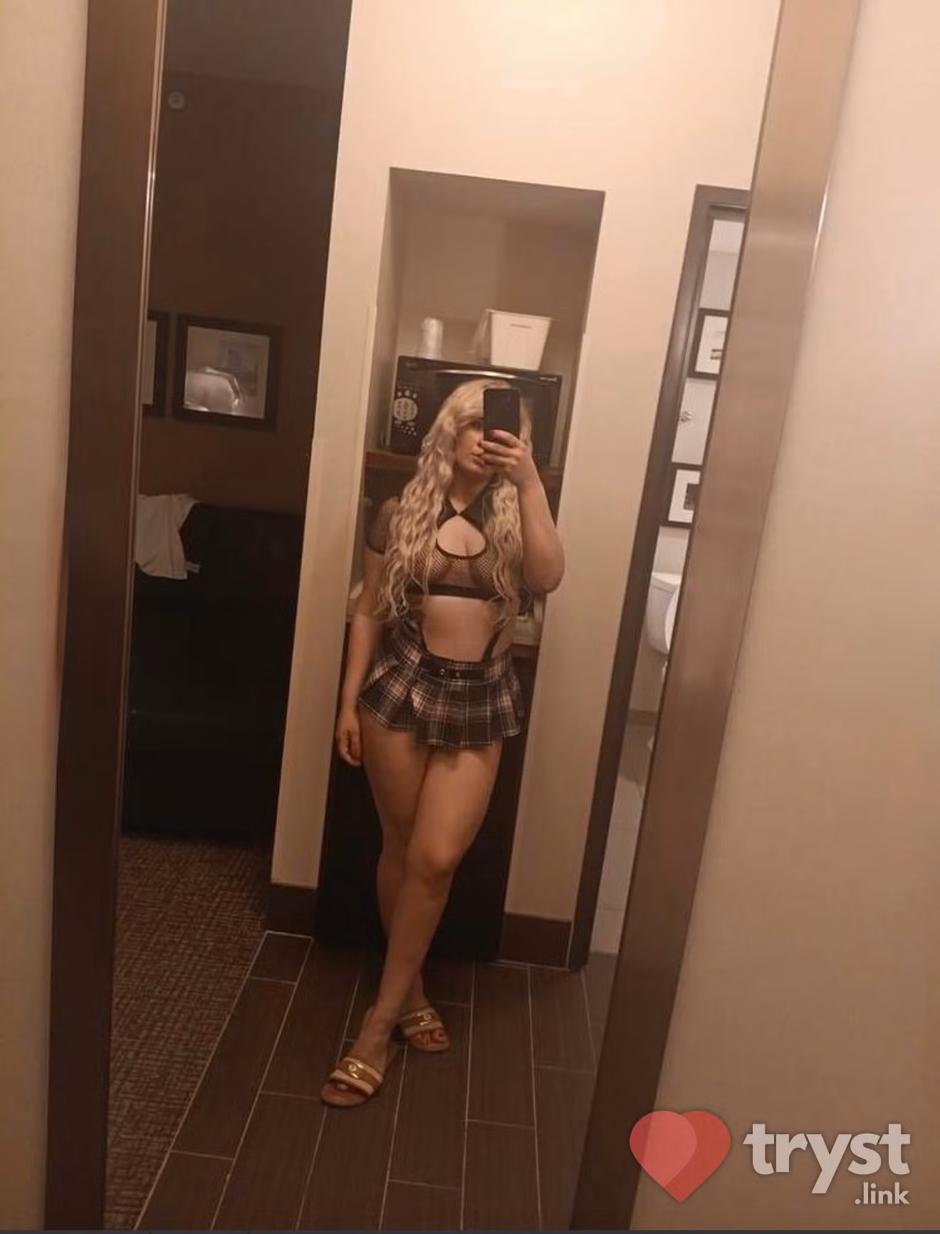 Escort/Massage/S&M Carla in Richmond, VA