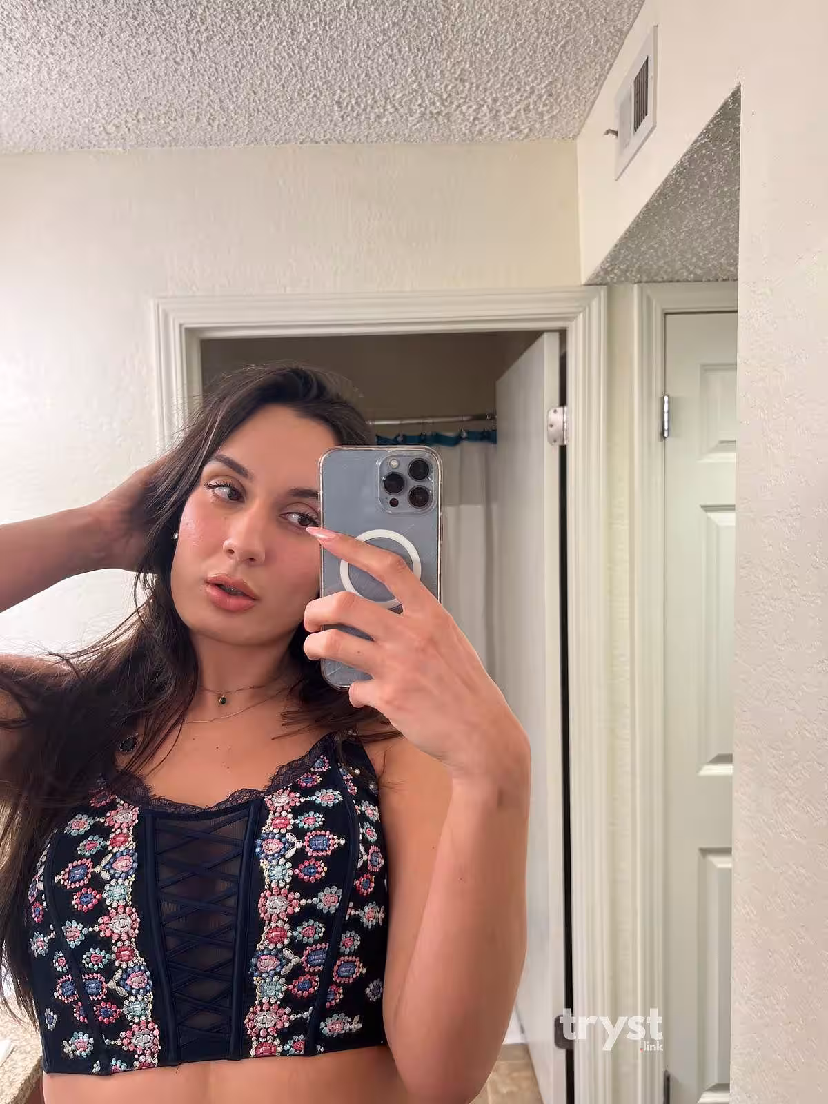 Escort Karolina in Salt Lake City, UT