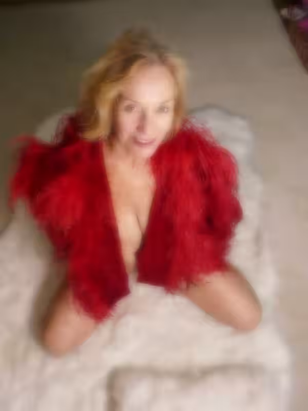 Escort/Massage Heather in San Diego, CA