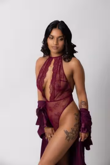 Escort Nicole in San Diego, CA