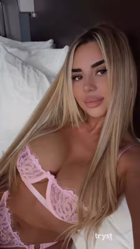 Escort Emma in San Luis Obispo, CA