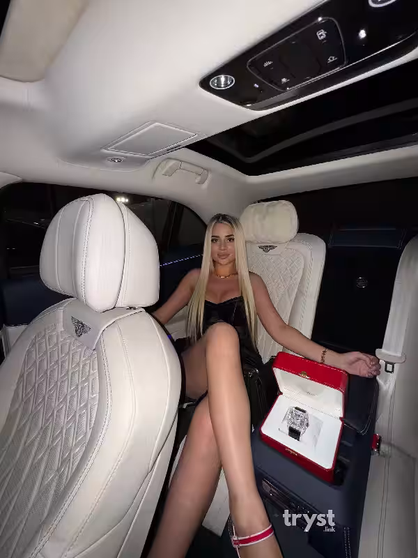 Escort Emma in San Luis Obispo, CA