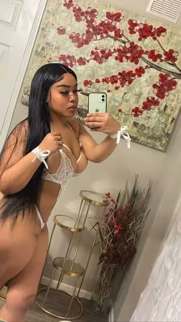 Escort Lolamiinxx in Santa Ana, CA