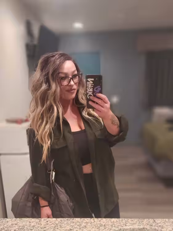 Escort Simmons in Santa Ana, CA