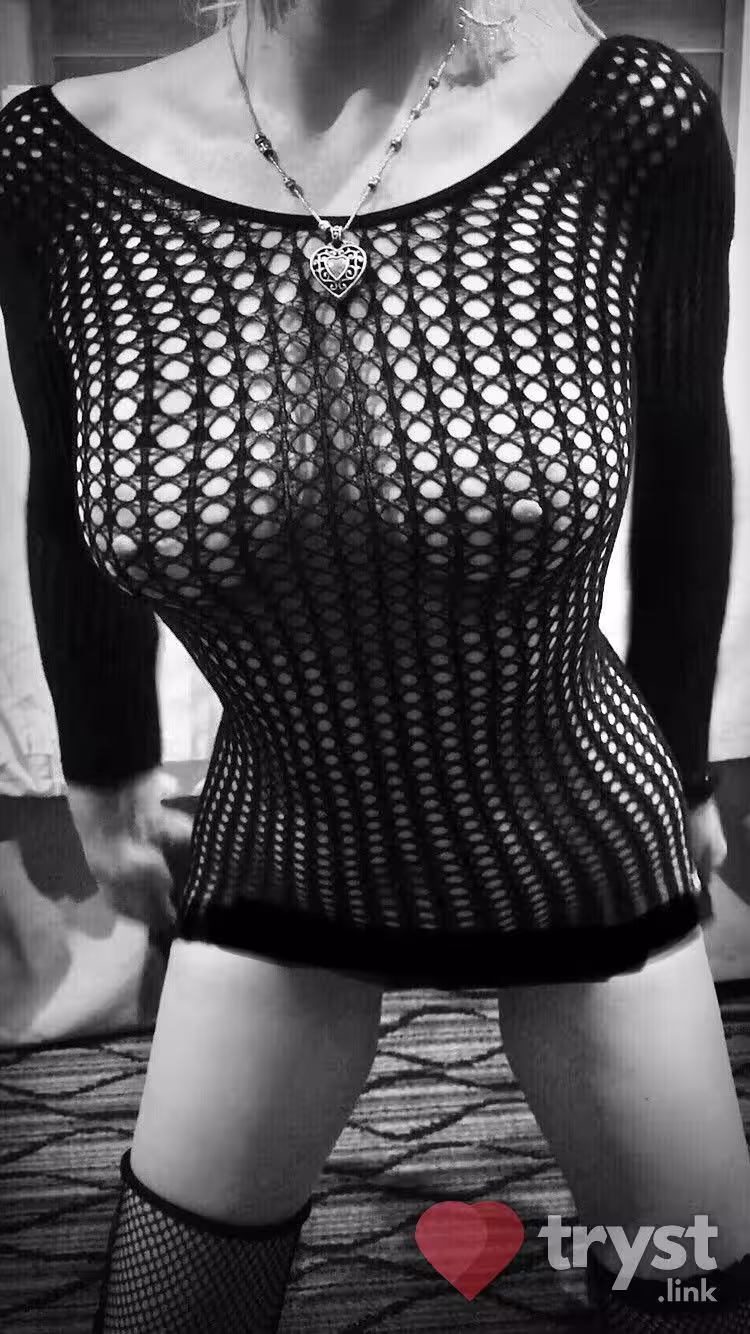 Escort Ellie Wilde in Santa Barbara, CA