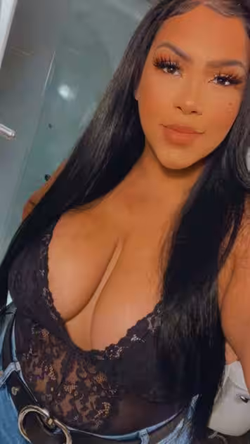 Escort Jazmin / Tianna Love in Schaumburg, IL
