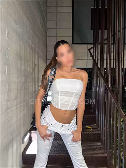 Escort Emma Waldorf and Star Santiago in Scottsdale, AZ
