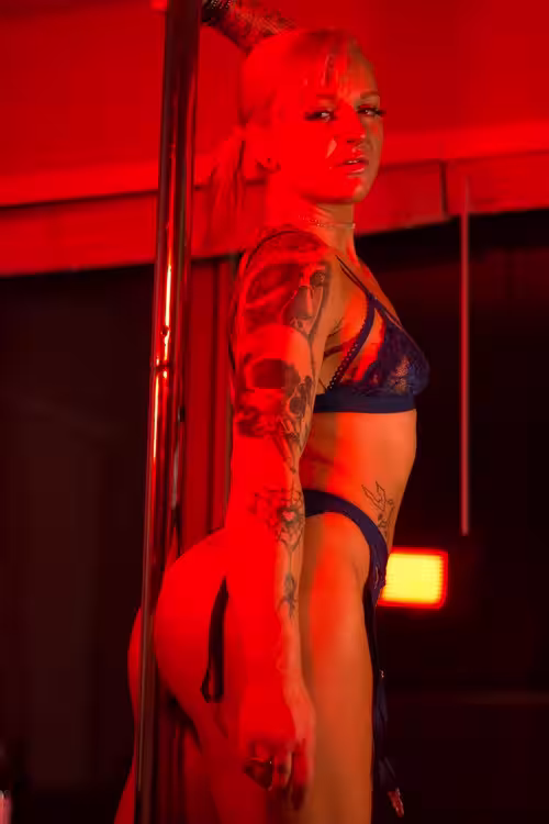 Escort/Massage/S&M Lyric Rain in Scottsdale, AZ