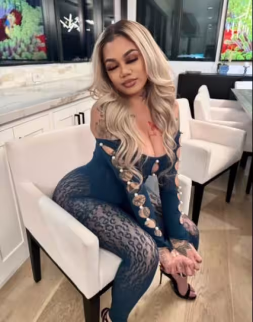 Escort Cienna Avanity / RoseGold in Seattle, WA