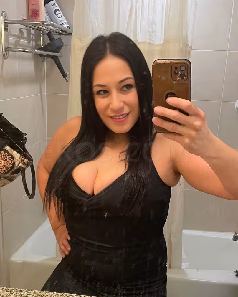 Escort Lisa in Secaucus, NJ