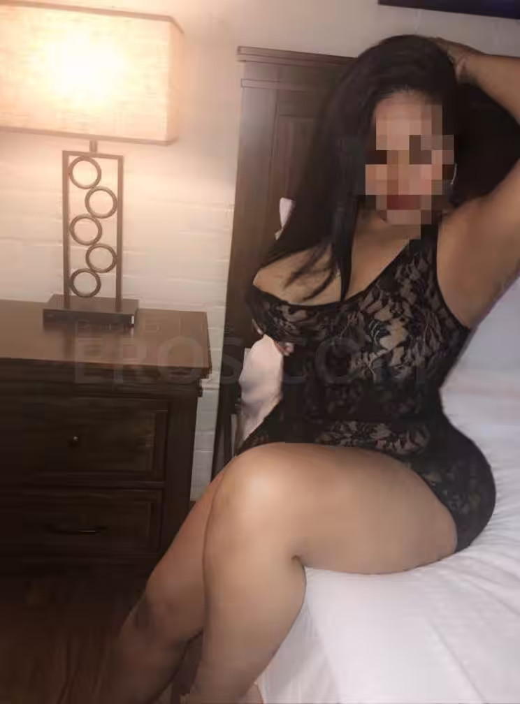 Escort Jasmine in Des Plaines, IL