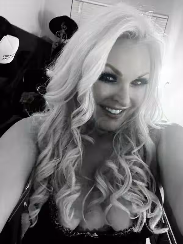 Escort/Massage Alena Winters in St. Louis, MO