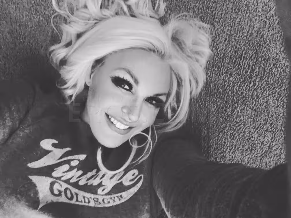 Escort/Massage Alena Winters in St. Louis, MO