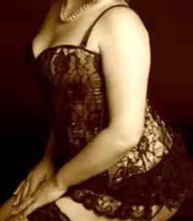 Escort/Massage/S&M Rory Reece / Kelly in St. Louis, MO