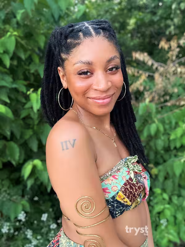 Escort/Massage Vii (V-eye) in St. Louis, MO