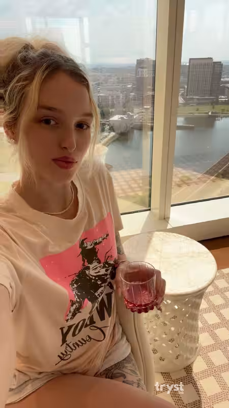 Escort Nikki in St. Louis, MO