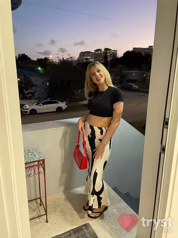 Escort PrettiFaceBabii in St. Louis, MO