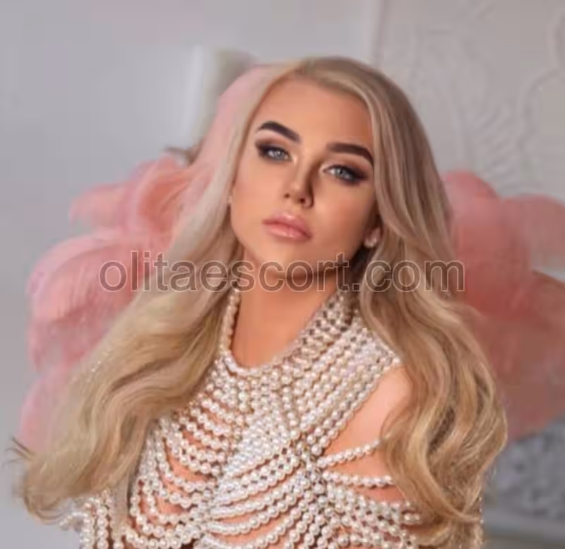 Escort Frida in Stamford, CT