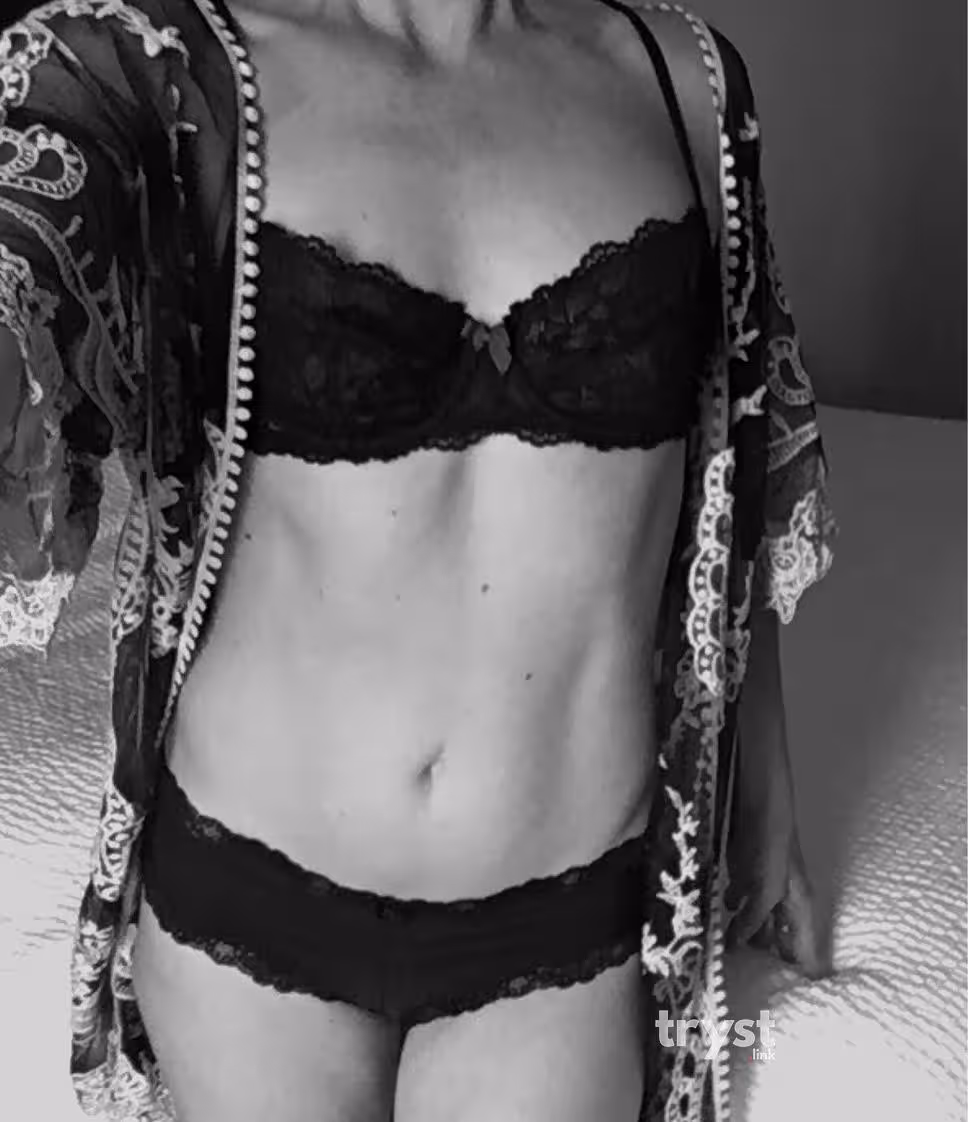 Escort Aideen Charms in Syracuse, NY