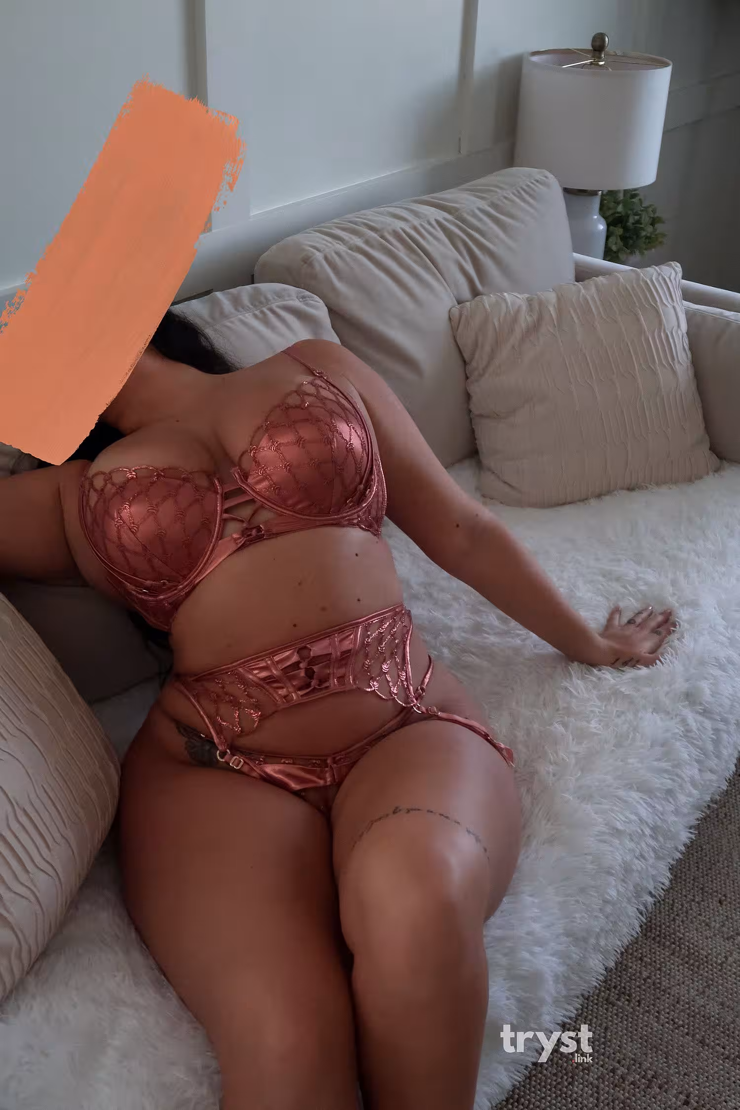 Escort Roxanne Ray in Tampa, FL