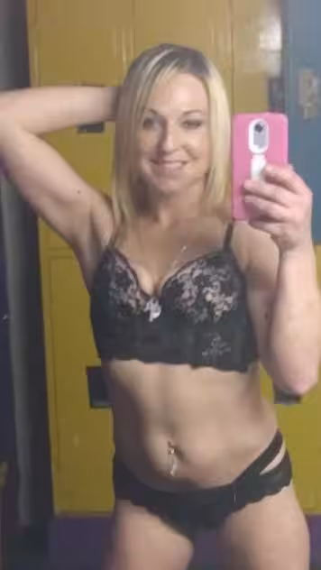 Escort/Massage Caress in Toledo, OH