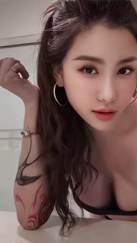 Escort GG in Tustin, CA