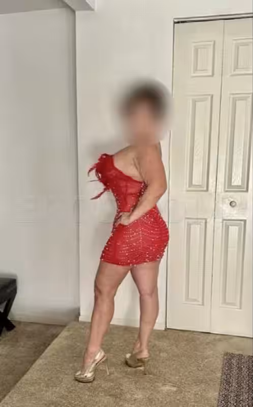 Escort Lucy in Tysons Corner, VA