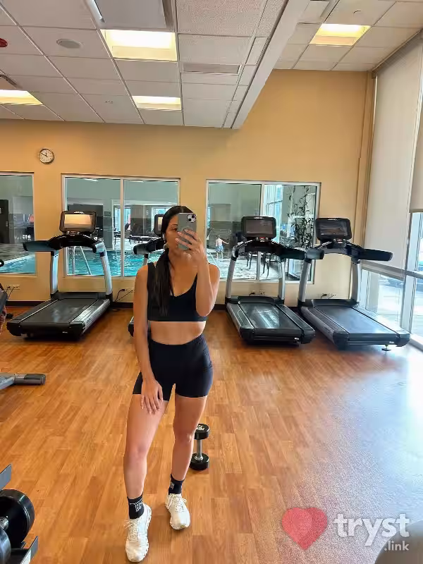 Escort/Massage Claudia in Tysons Corner, VA