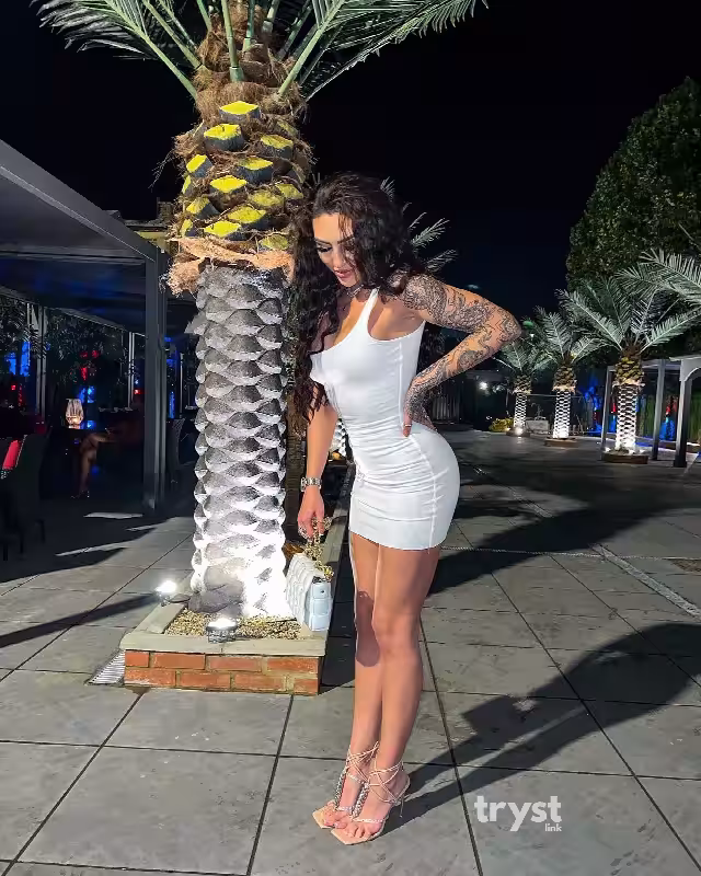 Escort Victoria Banks in Tysons Corner, VA
