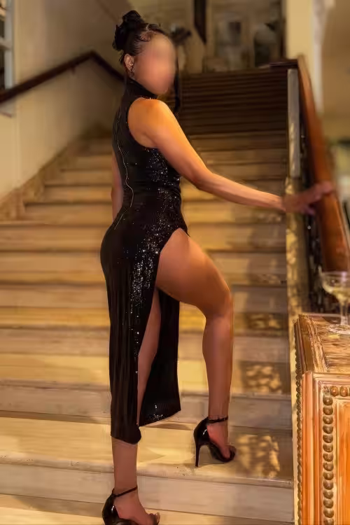 Escort Petite Antonella VIP in Van Nuys, CA