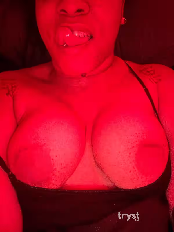 Escort/Massage Khameleon in Virginia Beach, VA