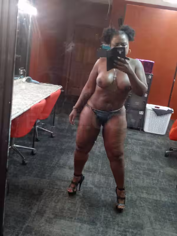 Escort/Massage/S&M Poizon Ivy XXX / Ila Blue / Ivy Belle in Washington, D.C., DC