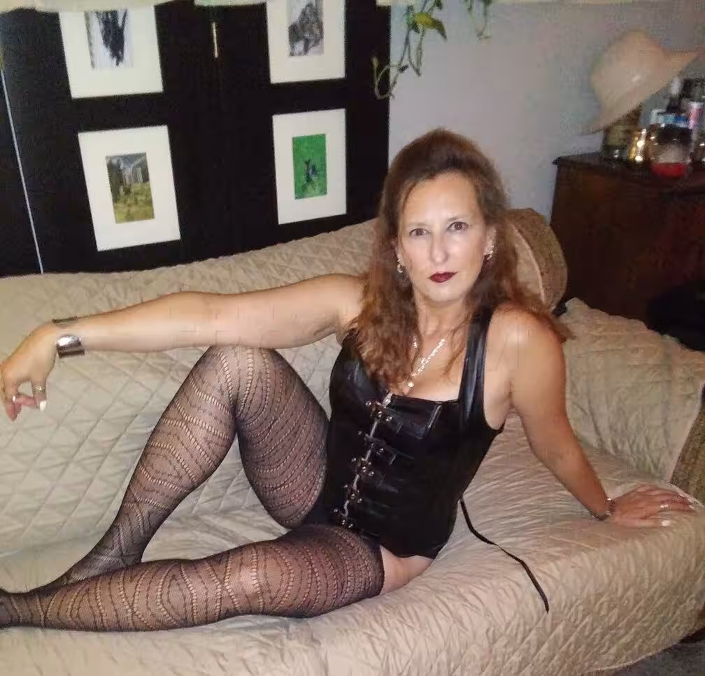 S&M Mistress Scarlett in Washington, D.C., DC