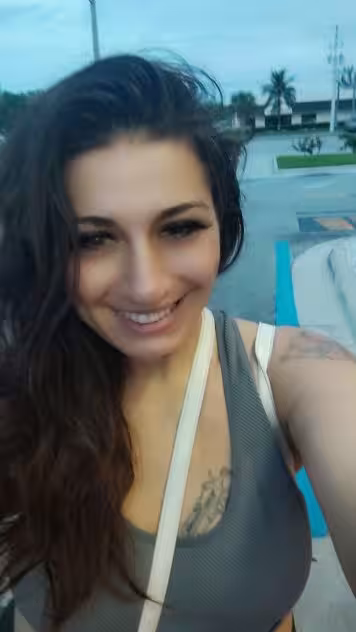 Escort Dev in West Palm Beach, FL