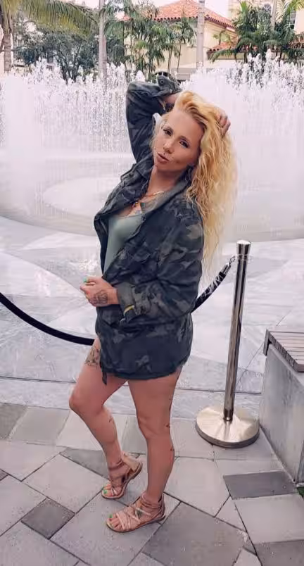 Escort Hailey in West Palm Beach, FL