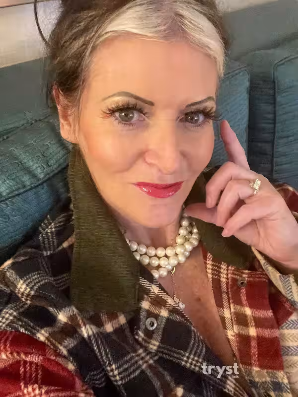 Escort/Massage Jordan / Eileen in West Palm Beach, FL