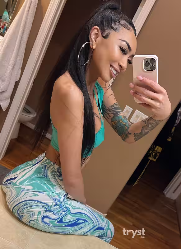 Escort Jenny Ling / Lulu and Friend in Yonkers, NY